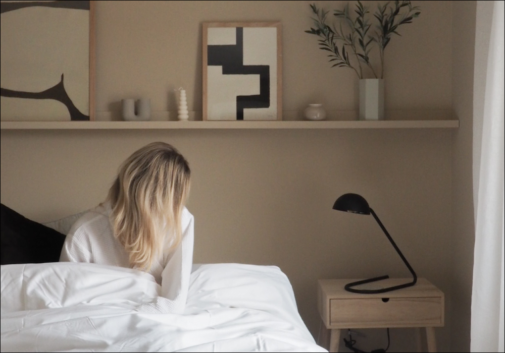 Minimal and Relaxed, At Home With Jessica Stones